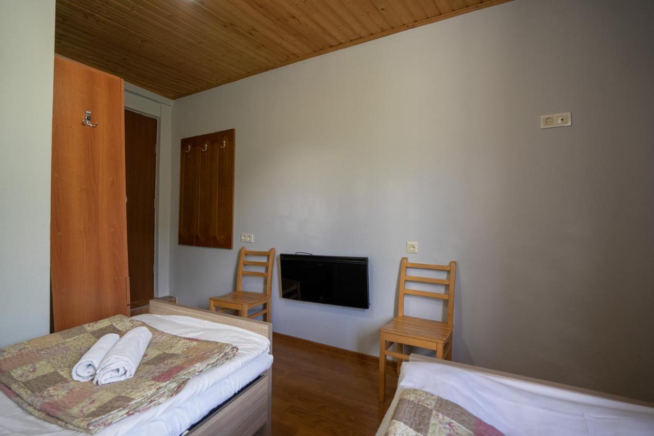 Guest House Nikala Местия Экстерьер фото