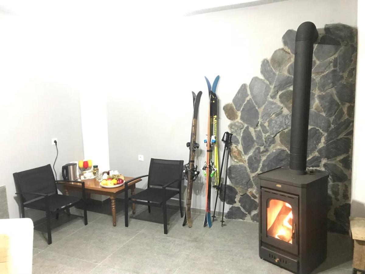Guest House Nikala Местия Экстерьер фото